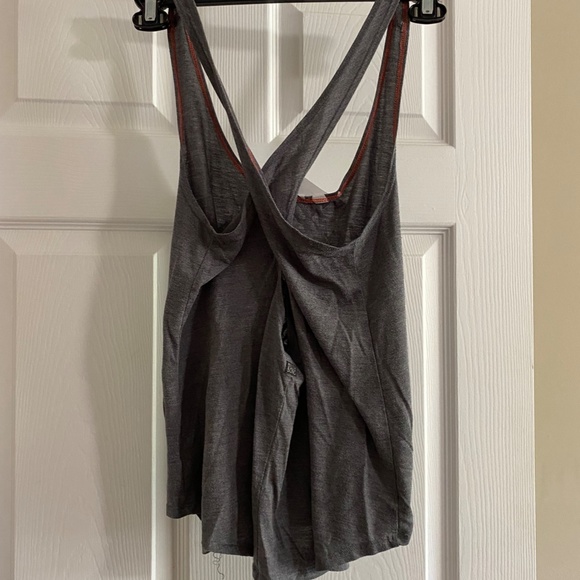 BillaBong Grey / White Halter tank - Picture 3 of 3